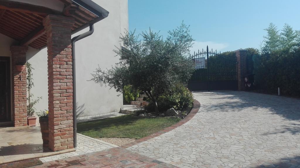 Gasthaus Residenza Airone Vicenza Exterior foto